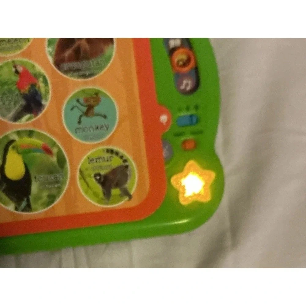 Leap Frog 100 Animals Book - Electronic Toy English/Spanish Free Ship‎